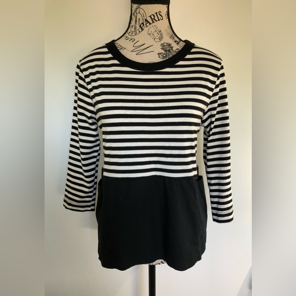 TRF by Zara Ladies Top medium black and white